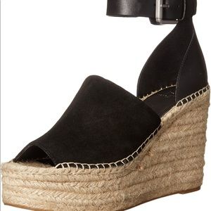 Marc Fisher Adalyn Wedge Black - Size 8
